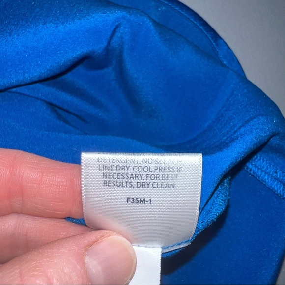 Eileen Fisher Blue Silk Short Sleeve Career Blouse Size Small Coastal Grandma - Picture 8 of 10